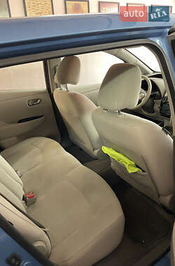 Хэтчбек Nissan Leaf 2014 в 