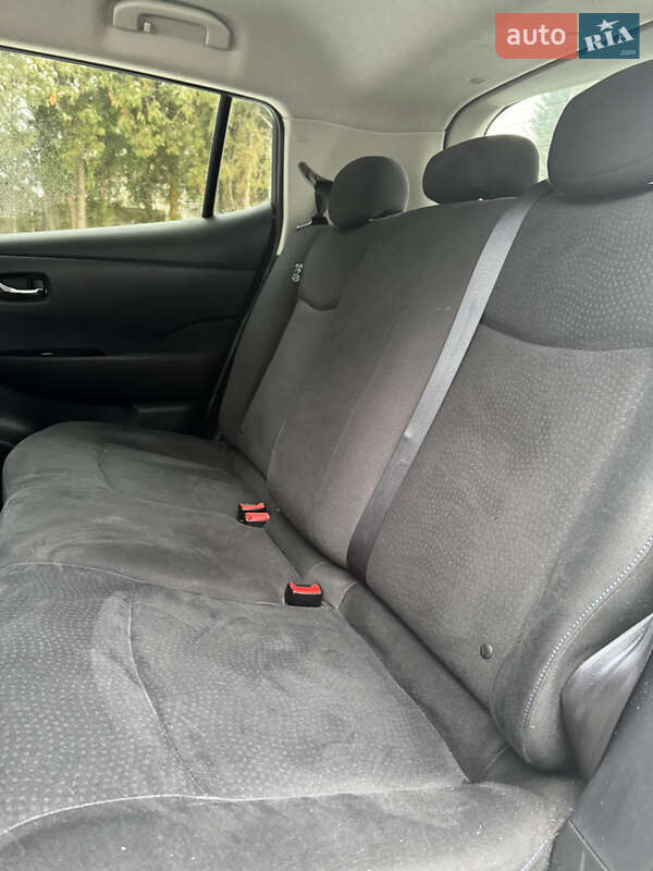 Хэтчбек Nissan Leaf 2013 в Луцке