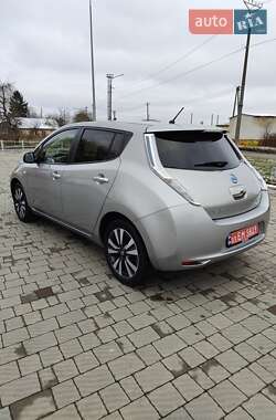 Хетчбек Nissan Leaf 2015 в Луцьку