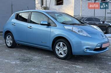 Хэтчбек Nissan Leaf 2016 в Ровно