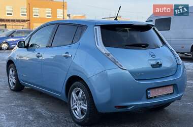 Хэтчбек Nissan Leaf 2016 в Ровно