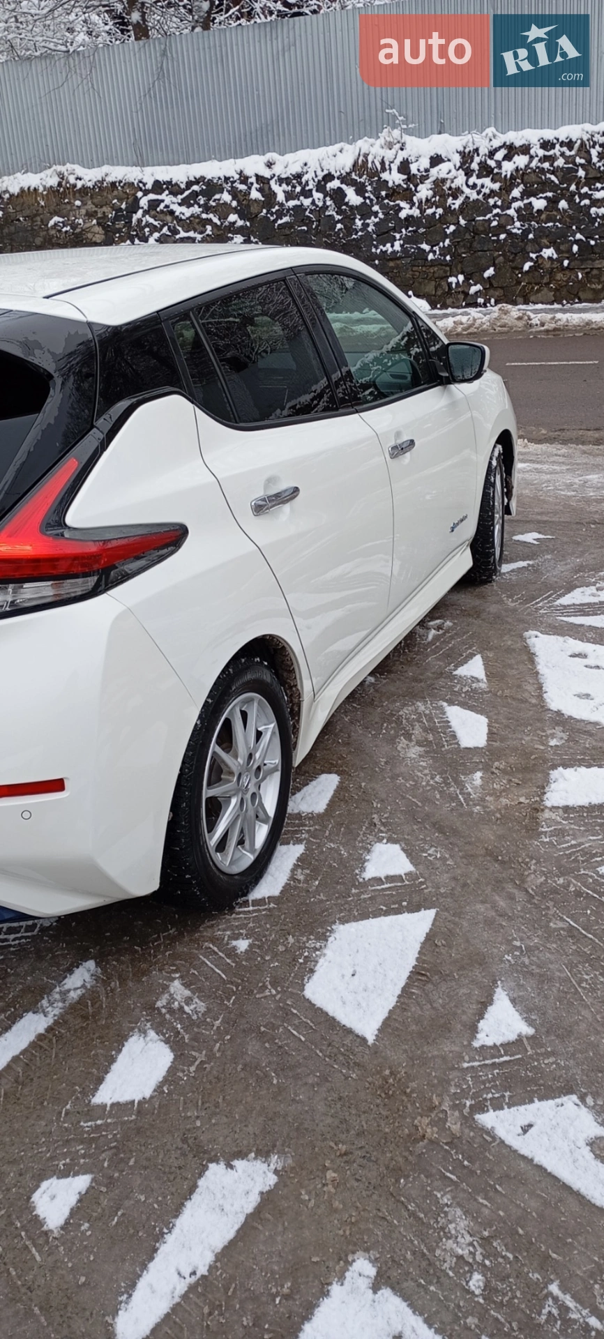2017 Nissan Leaf - мініатюра 19