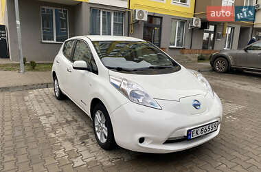 Хетчбек Nissan Leaf 2014 в Чернівцях