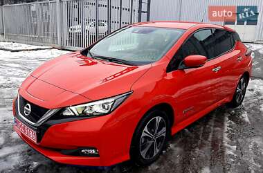 Хетчбек Nissan Leaf 2019 в Дніпрі