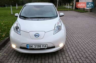 Хэтчбек Nissan Leaf 2016 в Ровно