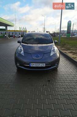 Хэтчбек Nissan Leaf 2015 в Житомире