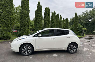 Хетчбек Nissan Leaf 2014 в Івано-Франківську