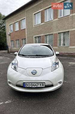 Хетчбек Nissan Leaf 2014 в Івано-Франківську