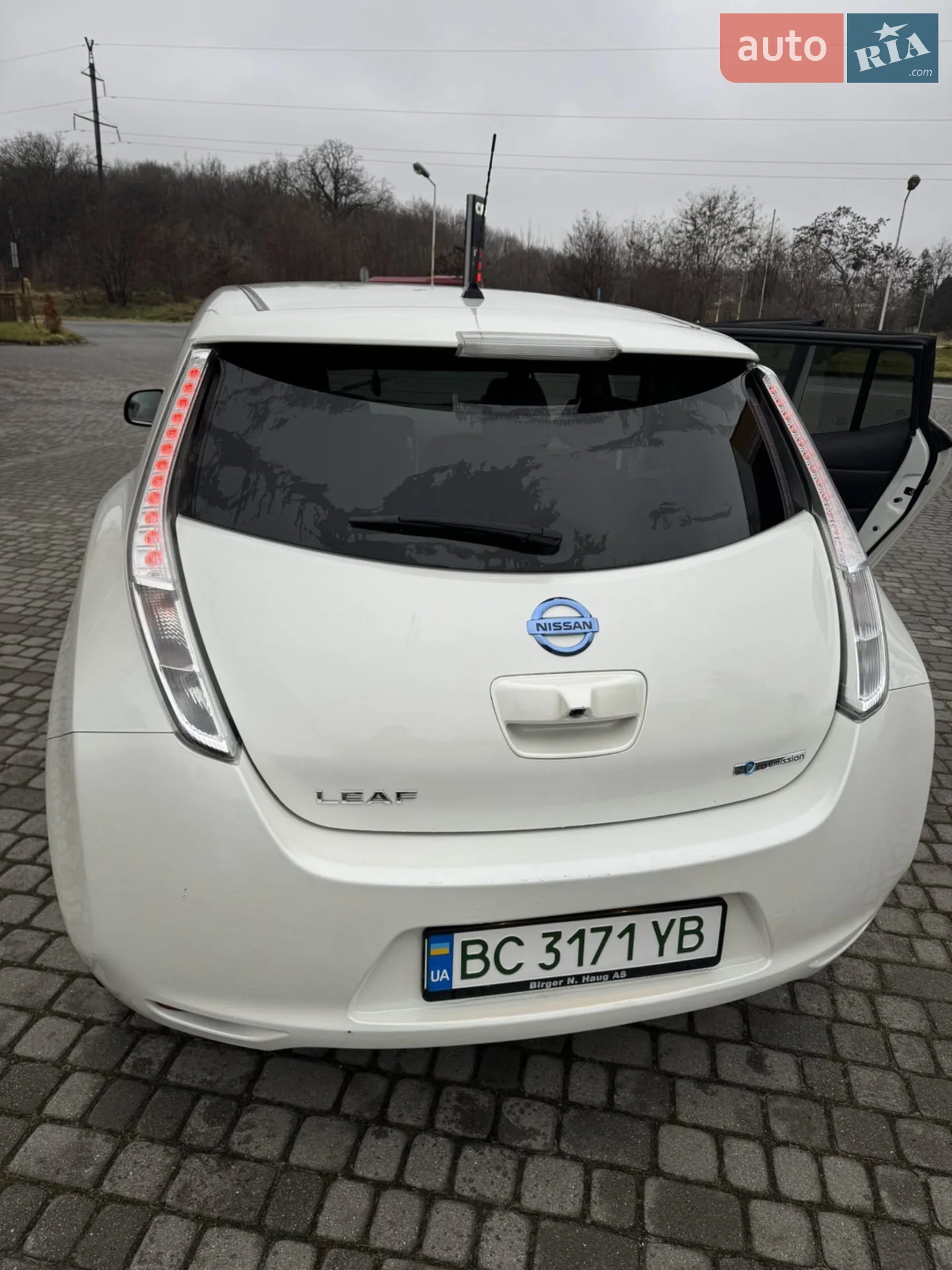 2017 Nissan Leaf - мініатюра 2