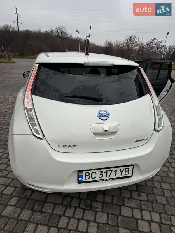 Хэтчбек Nissan Leaf 2017 в Львове