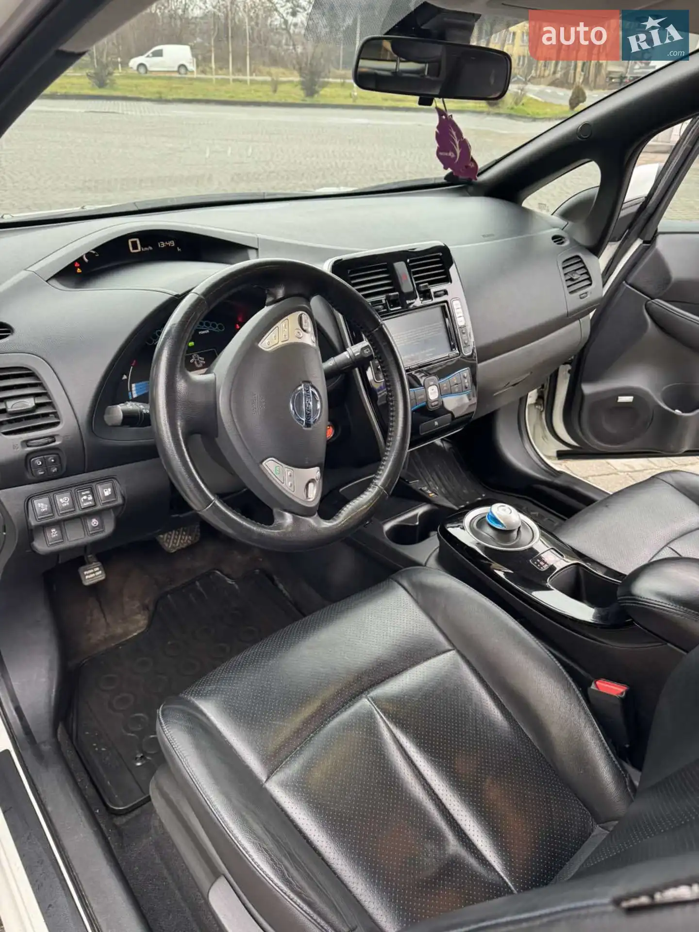 2017 Nissan Leaf - мініатюра 5