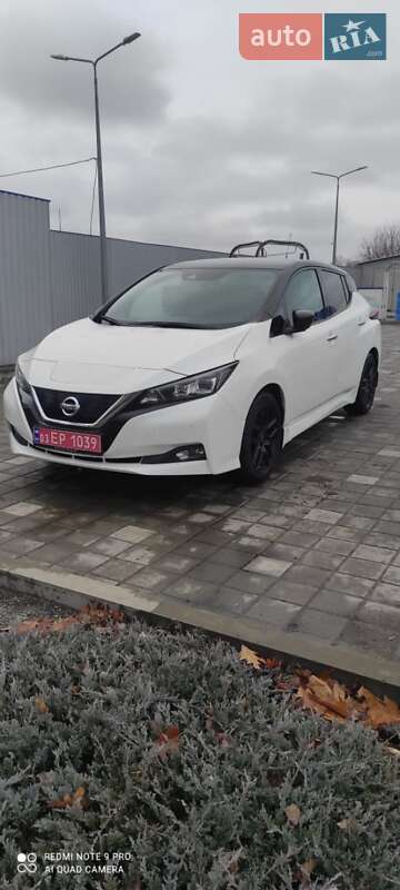 Хэтчбек Nissan Leaf 2019 в Черкассах