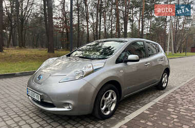 Хэтчбек Nissan Leaf 2016 в Новояворовске