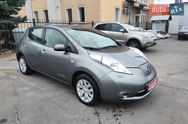 Хэтчбек Nissan Leaf 2013 в Полтаве