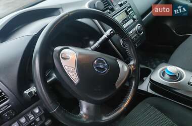 Хэтчбек Nissan Leaf 2013 в Полтаве