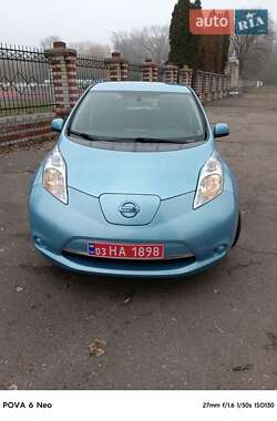 Хетчбек Nissan Leaf 2014 в Ніжині