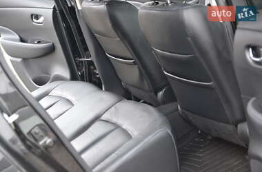 Хэтчбек Nissan Leaf 2015 в 