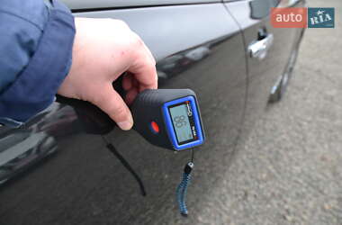 Хэтчбек Nissan Leaf 2015 в 