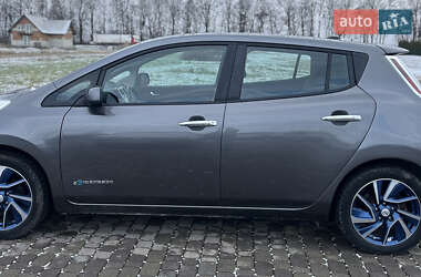 Хэтчбек Nissan Leaf 2014 в Львове