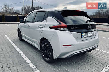 Хетчбек Nissan Leaf 2022 в Одесі