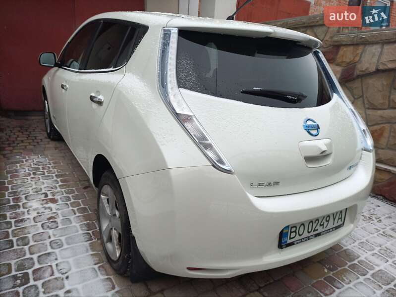 Хэтчбек Nissan Leaf 2012 в Тернополе фото 10 Хэтчбек Nissan Leaf 2012 в Тернополе