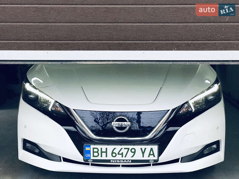 Хетчбек Nissan Leaf 2020 в Одесі