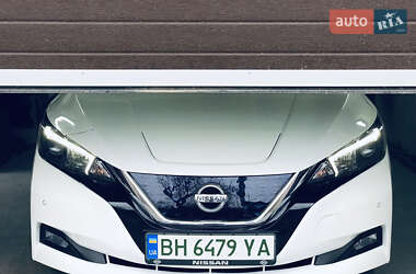 Хетчбек Nissan Leaf 2020 в Одесі