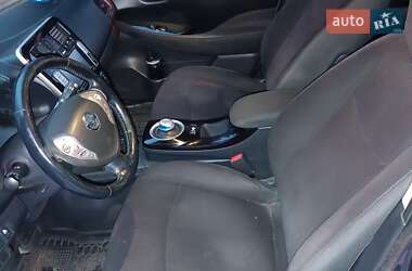 Хэтчбек Nissan Leaf 2013 в Львове