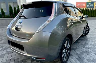 Хетчбек Nissan Leaf 2014 в Дніпрі