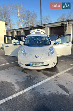 Хетчбек Nissan Leaf 2014 в Вінниці