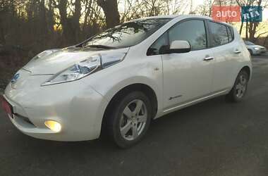 Хетчбек Nissan Leaf 2014 в Вінниці