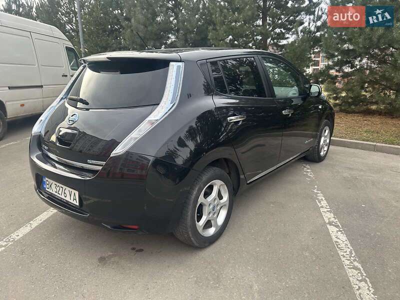 Хетчбек Nissan Leaf 2013 в Рівному фото 4 Хетчбек Nissan Leaf 2013 в Рівному