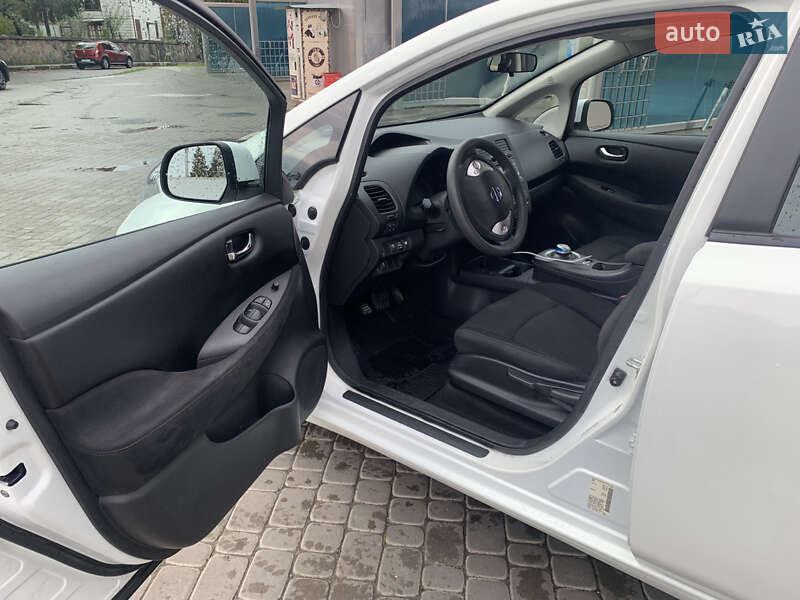 Хетчбек Nissan Leaf 2016 в Львові