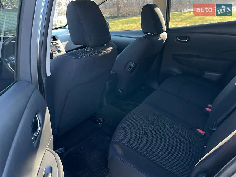 Хэтчбек Nissan Leaf 2015 в Одессе