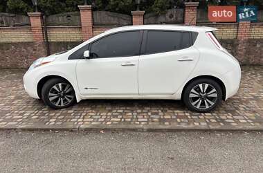 Хетчбек Nissan Leaf 2016 в Києві