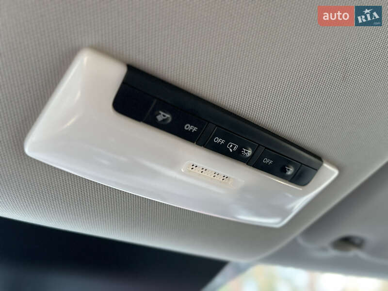 Хэтчбек Nissan Leaf 2019 в Дрогобыче