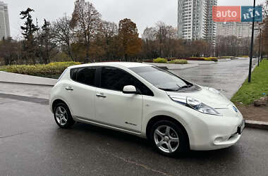 Хэтчбек Nissan Leaf 2012 в Одессе