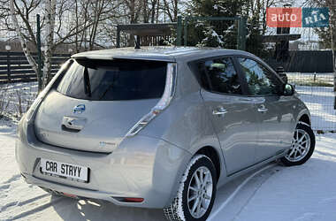 Хэтчбек Nissan Leaf 2016 в Стрые