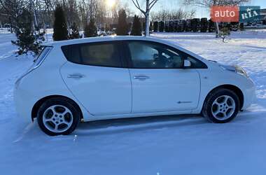 Хетчбек Nissan Leaf 2016 в Хмельницькому