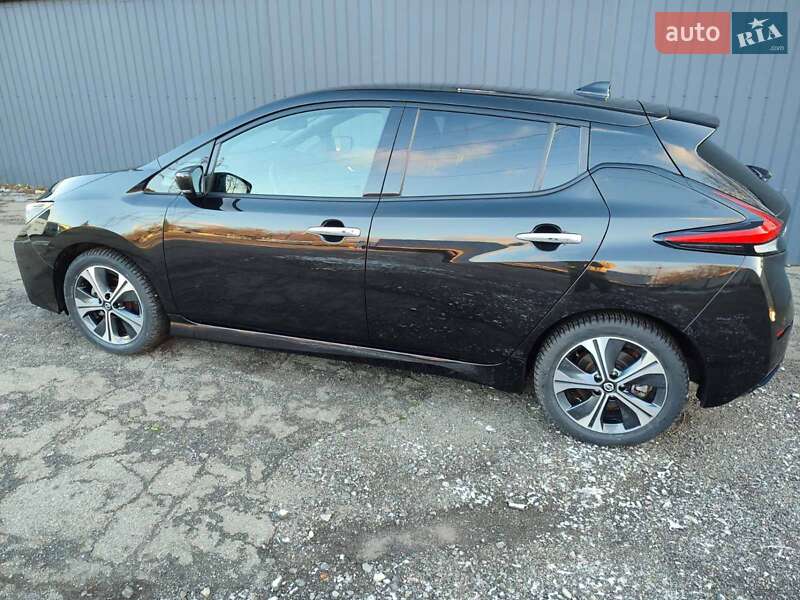 Nissan Leaf 2021