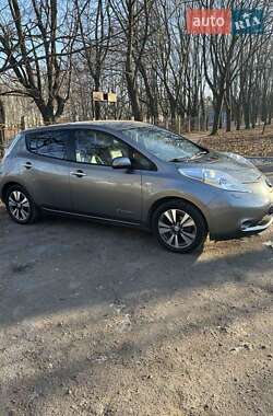 Хетчбек Nissan Leaf 2014 в Вінниці