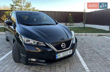 Хэтчбек Nissan Leaf 2019 в Львове