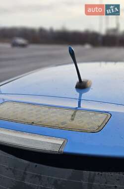 Хэтчбек Nissan Leaf 2010 в 
