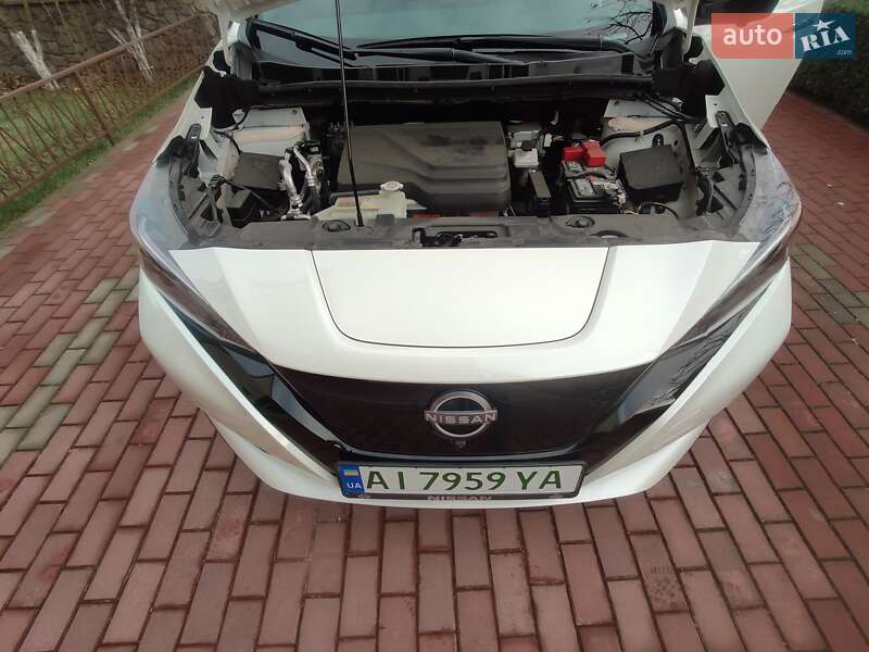 Хэтчбек Nissan Leaf 2023 в Белой Церкви