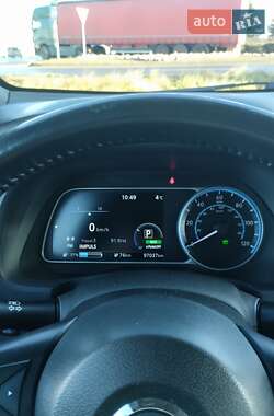 Хетчбек Nissan Leaf 2018 в 