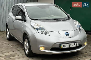 Хетчбек Nissan Leaf 2011 в Житомирі