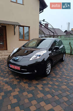 Хетчбек Nissan Leaf 2015 в Первомайську