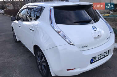 Хетчбек Nissan Leaf 2016 в Білгороді-Дністровському