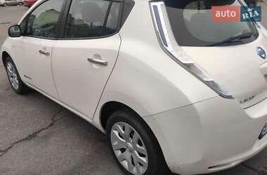 Хэтчбек Nissan Leaf 2013 в Кременчуге