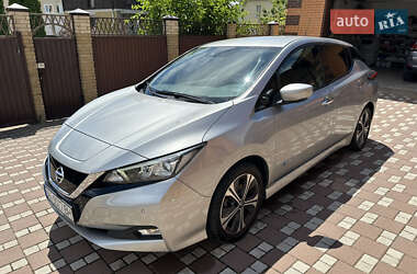Хетчбек Nissan Leaf 2018 в Києві